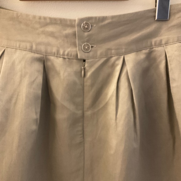 Taupe and Navy Blue Pleated Skirt. Pure by Alfred Sung. Waist 34”. - Picture 5 of 11